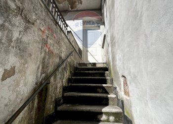 Scale - Casa indipendente via cavour
 
4, Montegrino Valtravaglia - foto 28