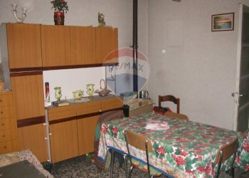 Sala da pranzo - Casa semi indipendente Via XX Settembre
 
73, Caravate - foto 5