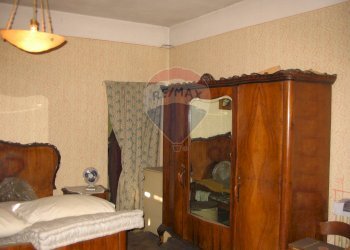 Camera / camera da letto - Casa semi indipendente Via XX Settembre
 
73, Caravate - foto 7