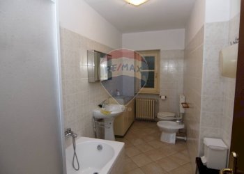 Bagno - Villa via mazzini
 
16, Sangiano - foto 23