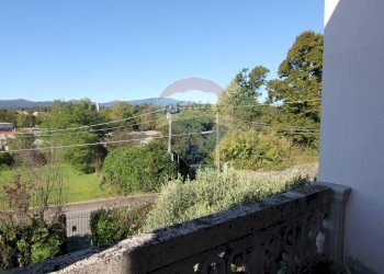 Vista delle montagne - Villa via mazzini
 
16, Sangiano - foto 29