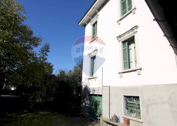 Casa all\'aperto - Villa via mazzini
 
16, Sangiano - foto 39