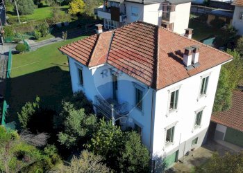 Casa all\'aperto - Villa via mazzini
 
16, Sangiano - foto 7