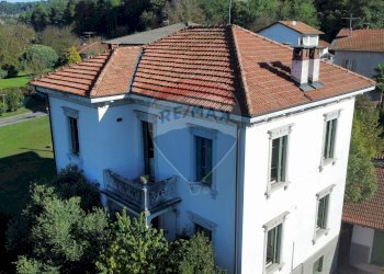Casa all\'aperto - Villa via mazzini
 
16, Sangiano - foto 5