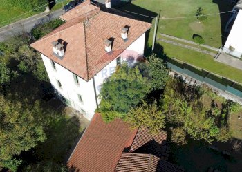Casa all\'aperto - Villa via mazzini
 
16, Sangiano - foto 45