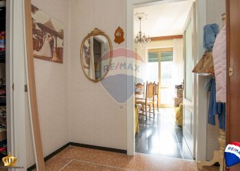 Hall / corridoio - Appartamento via Molassana
 
110A, Genova - foto 3