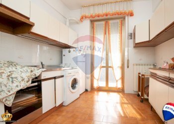 Cucina - Appartamento via Molassana
 
110A, Genova - foto 12