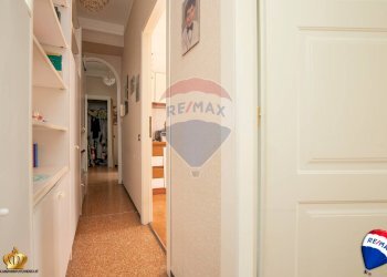 Hall / corridoio - Appartamento via Molassana
 
110A, Genova - foto 24