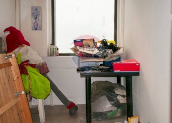 Camera / camera da letto - Locale Commerciale via Carico
 
84, Acireale - foto 7