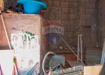 Scale - Locale Commerciale via Carico
 
84, Acireale - foto 12