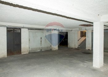 Parcheggio - Trilocale Via Pietralonga
 
44, Mascali - foto 9