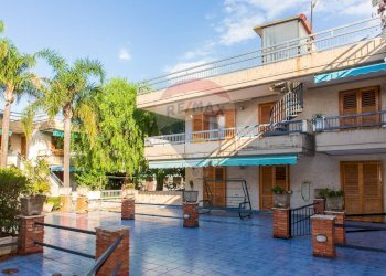 Casa all\'aperto - Trilocale Via Pietralonga
 
44, Mascali - foto 12