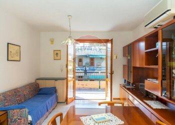 Soggiorno - Trilocale Via Pietralonga
 
44, Mascali - foto 20