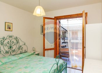 Camera / camera da letto - Trilocale Via Pietralonga
 
44, Mascali - foto 25