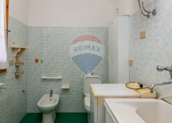 Bagno - Trilocale Via Pietralonga
 
44, Mascali - foto 32