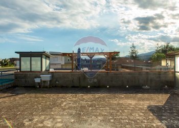 Casa all\'aperto - Trilocale Via Pietralonga
 
44, Mascali - foto 42