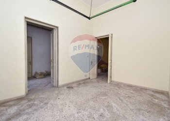 Stanza vuota - Casa indipendente VIA CARLO ALBERTO
 
87/89 p.T-1, Giarre - foto 18