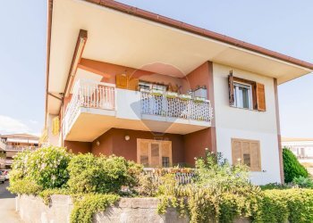 Casa all\'aperto - Quadrilocale Via Nazionale
 
32, Aci Castello - foto 1