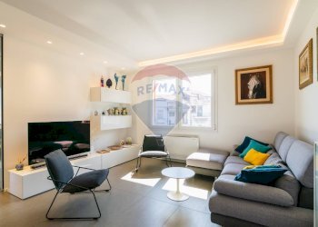 Soggiorno - Quadrilocale Via Nazionale
 
32, Aci Castello - foto 3