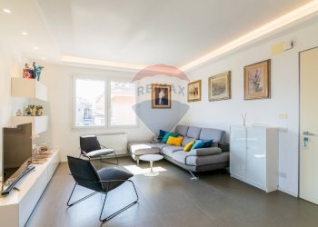 Soggiorno - Quadrilocale Via Nazionale
 
32, Aci Castello - foto 5