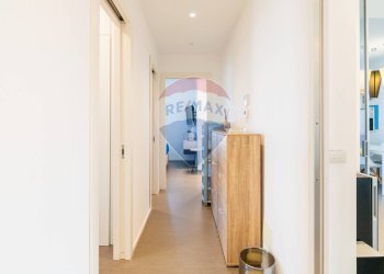 Hall / corridoio - Quadrilocale Via Nazionale
 
32, Aci Castello - foto 13