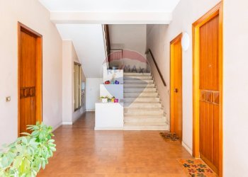 Scale - Quadrilocale Via Nazionale
 
32, Aci Castello - foto 33