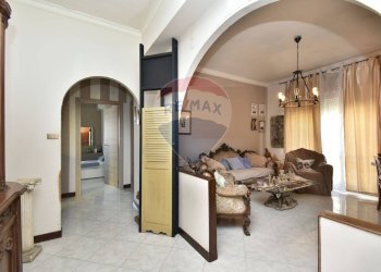 Soggiorno - Appartamento Via Cavalieri di Vittorio Veneto
 
2, Gravina di Catania - foto 2