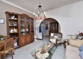 Sala da pranzo - Appartamento Via Cavalieri di Vittorio Veneto
 
2, Gravina di Catania - foto 4