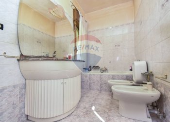 Bagno - Appartamento Via Cavalieri di Vittorio Veneto
 
2, Gravina di Catania - foto 23