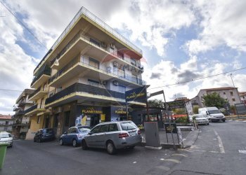 Edificio all\'aperto - Appartamento Via Cavalieri di Vittorio Veneto
 
2, Gravina di Catania - foto 34