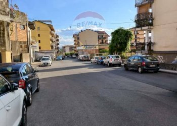 Edificio all\'aperto - Trilocale largo paolo amico
 
6, Acireale - foto 25