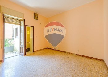 Stanza vuota - Casa semi indipendente VIA CARLO ALBERTO
 
87/89 p.1, Giarre - foto 9