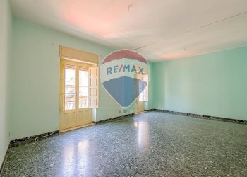 Stanza vuota - Casa semi indipendente VIA CARLO ALBERTO
 
87/89 p.1, Giarre - foto 10