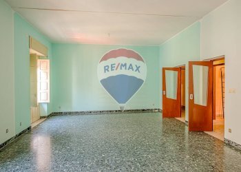 Stanza vuota - Casa semi indipendente VIA CARLO ALBERTO
 
87/89 p.1, Giarre - foto 11