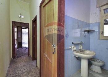 Bagno - Casa semi indipendente VIA CARLO ALBERTO
 
87/89 p.1, Giarre - foto 33