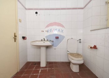 Bagno - Casa semi indipendente VIA CARLO ALBERTO
 
87/89 p.T, Giarre - foto 19