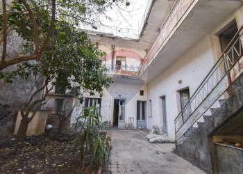 Casa all\'aperto - Casa semi indipendente VIA CARLO ALBERTO
 
87/89 p.T, Giarre - foto 22