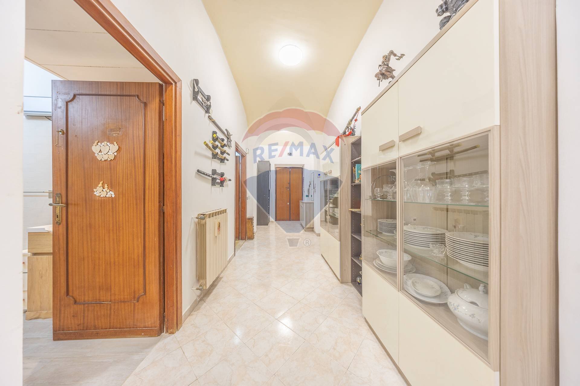 Hall / corridoio - Trilocale Via Principe Amedeo
 
307, Roma - foto 1