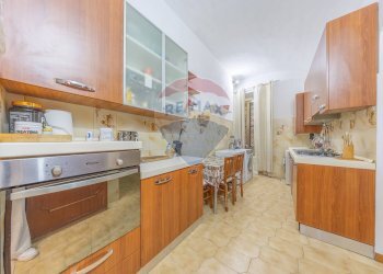 Cucina - Trilocale Via Principe Amedeo
 
307, Roma - foto 9