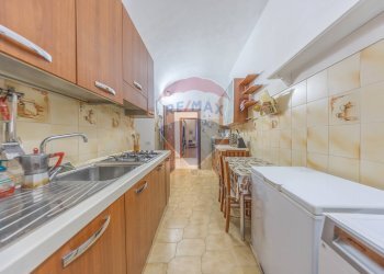 Cucina - Trilocale Via Principe Amedeo
 
307, Roma - foto 12