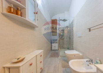 Bagno - Trilocale Via Principe Amedeo
 
307, Roma - foto 20