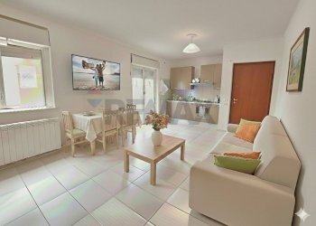 Sala da pranzo - Trilocale VIA CAMPANIA
 
13, Nettuno - foto 3