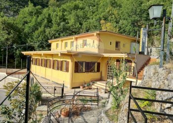 Casa all\'aperto - Commercial Premises via Dante  Alighieri, Pacentro - photo 3