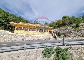 Casa all\'aperto - Commercial Premises via Dante  Alighieri, Pacentro - photo 6