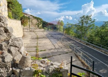 Vista delle montagne - Commercial Premises via Dante  Alighieri, Pacentro - photo 68