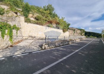 Edificio all\'aperto - Commercial Premises via Dante  Alighieri, Pacentro - photo 71