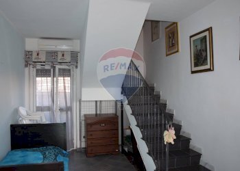 Scale - Villa a Schiera Via dei Gerani
 
42, Ardea - foto 7