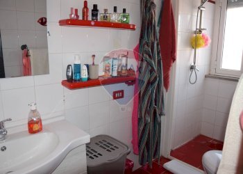 Bagno - Villa a Schiera Via dei Gerani
 
42, Ardea - foto 20