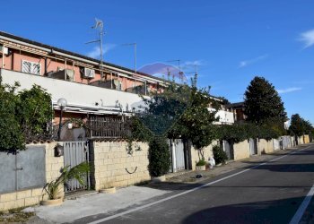 Edificio all\'aperto - Villa a Schiera Via dei Gerani
 
42, Ardea - foto 25