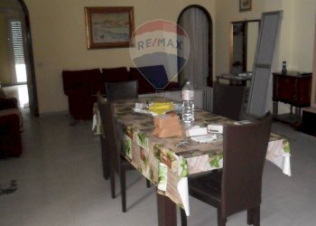 Sala da pranzo - Appartamento Via G. Amico  Valenti
 
69, Caltanissetta - foto 25